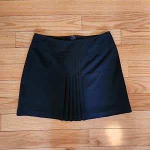 Black pleated mini skirt size L large